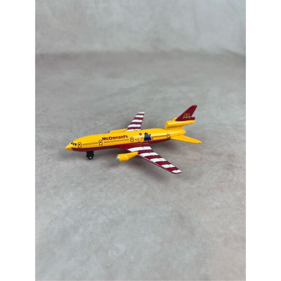 Vintage 2000 Matchbox Ronald McDonald's SB13 DC-10 Plane Grimace Airplane - Picture 3 of 6